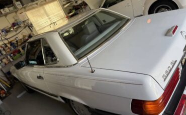 Mercedes-benz-560-560sl-1988-white-1