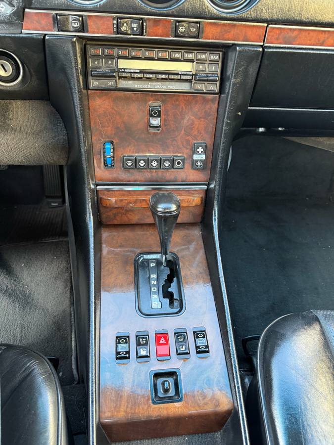 Mercedes-benz-560-560sl-1989-red-11