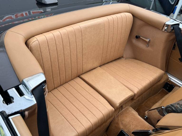 Mercedes-benz-560-class-1987-3