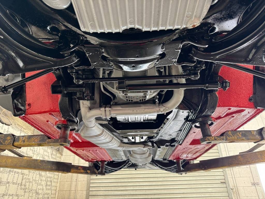 Mercedes-benz-560-class-1987-red-138