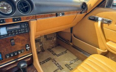Mercedes-benz-560-class-1987-red-51