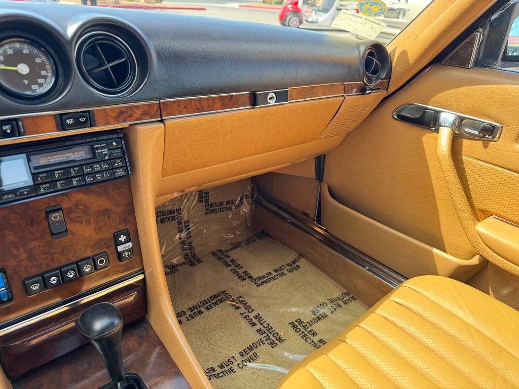 Mercedes-benz-560-class-1987-red-78