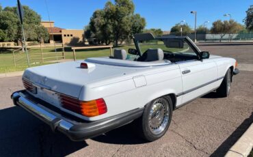 Mercedes-benz-560-sl-1986-14