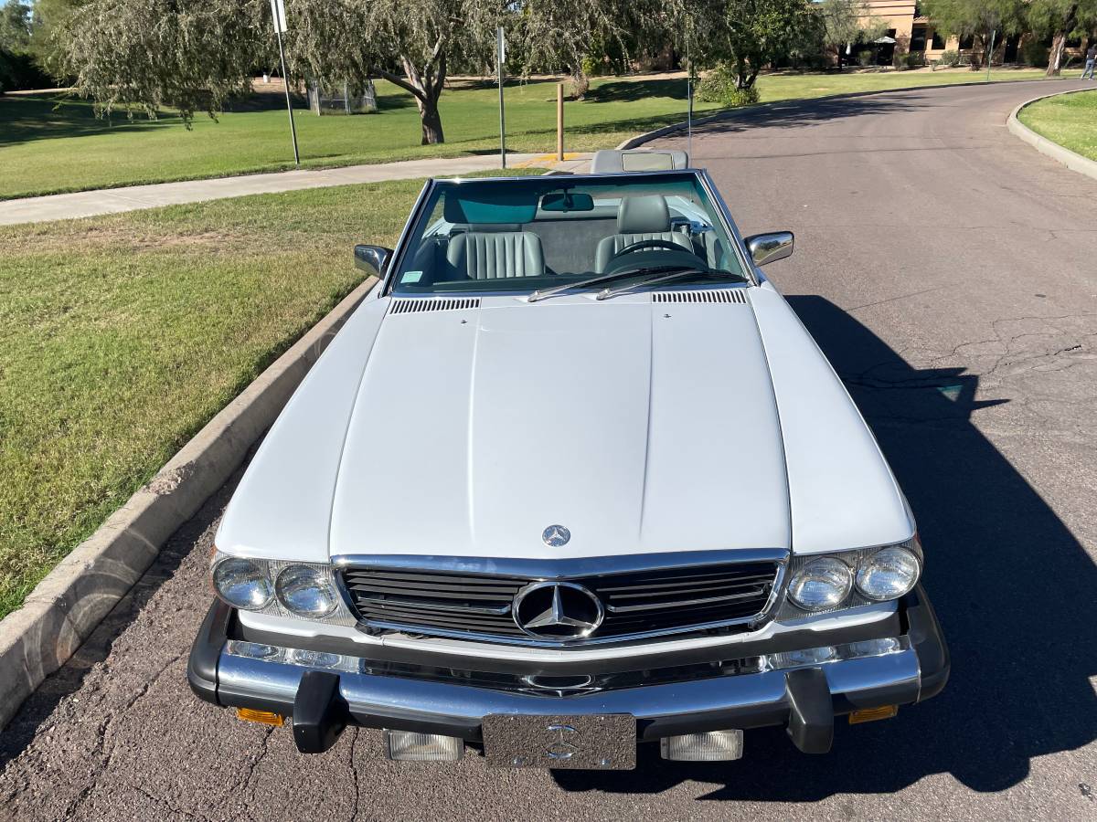Mercedes-benz-560-sl-1986-5