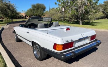 Mercedes-benz-560-sl-1986-6
