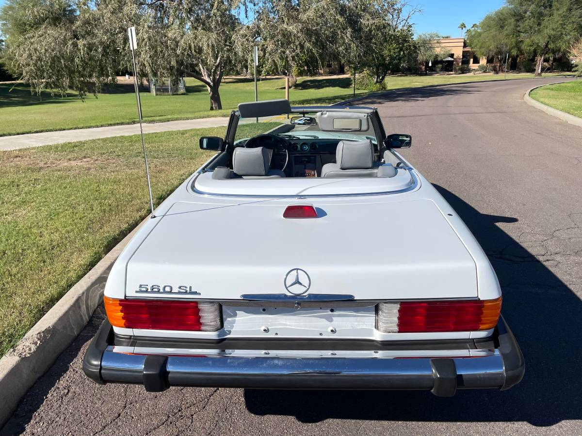Mercedes-benz-560-sl-1986-7
