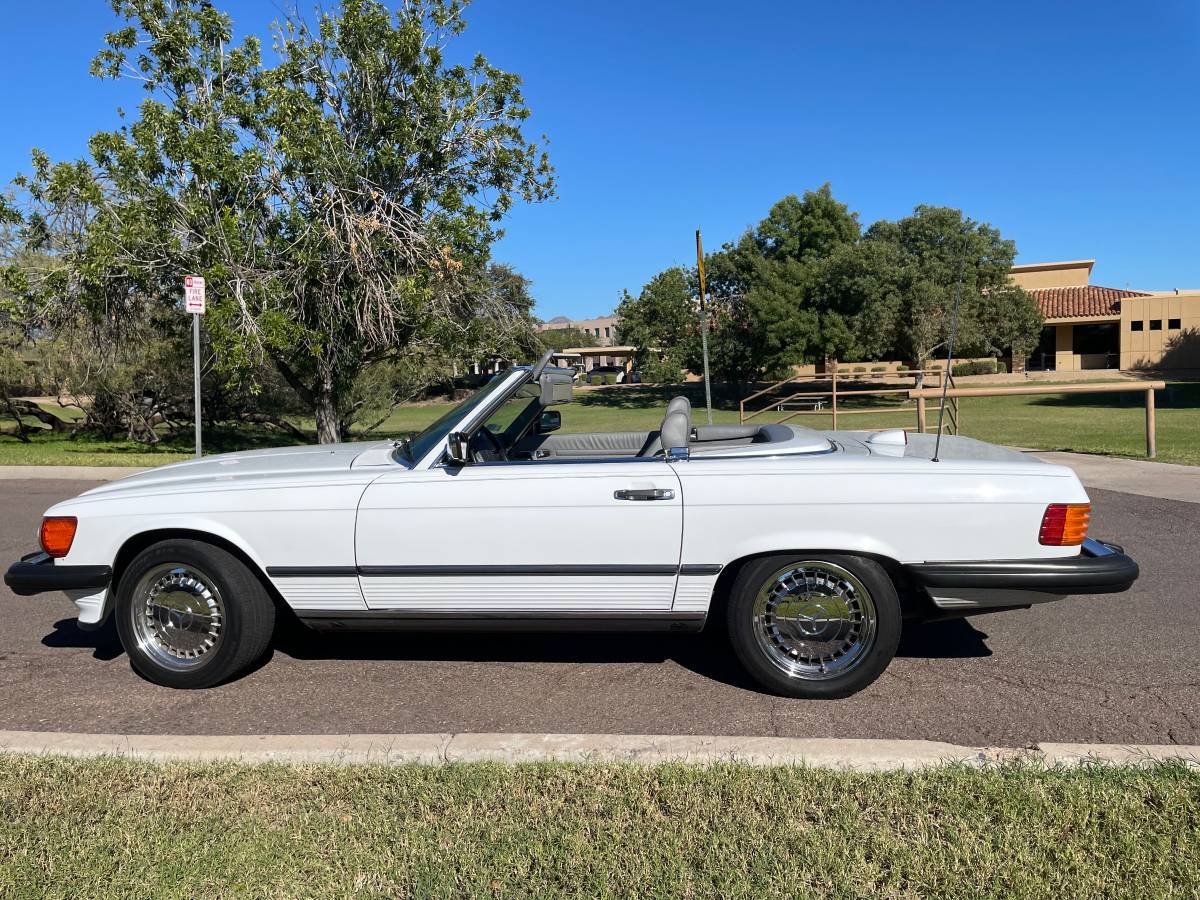 Mercedes-benz-560-sl-1986-9