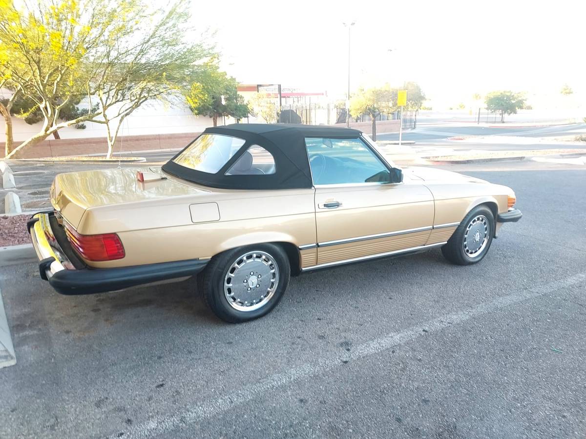Mercedes-benz-560-sl-1987-2