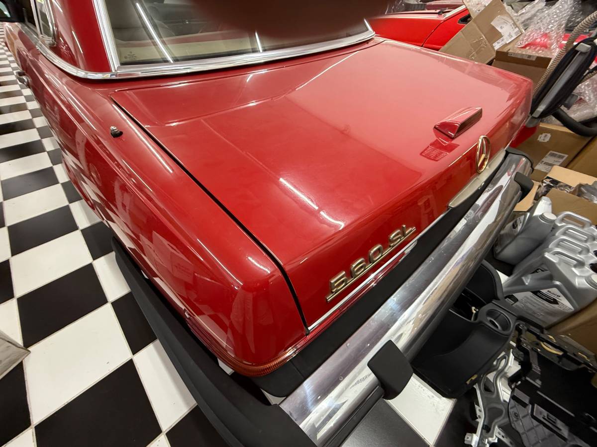 Mercedes-benz-560-sl-1988-red-1