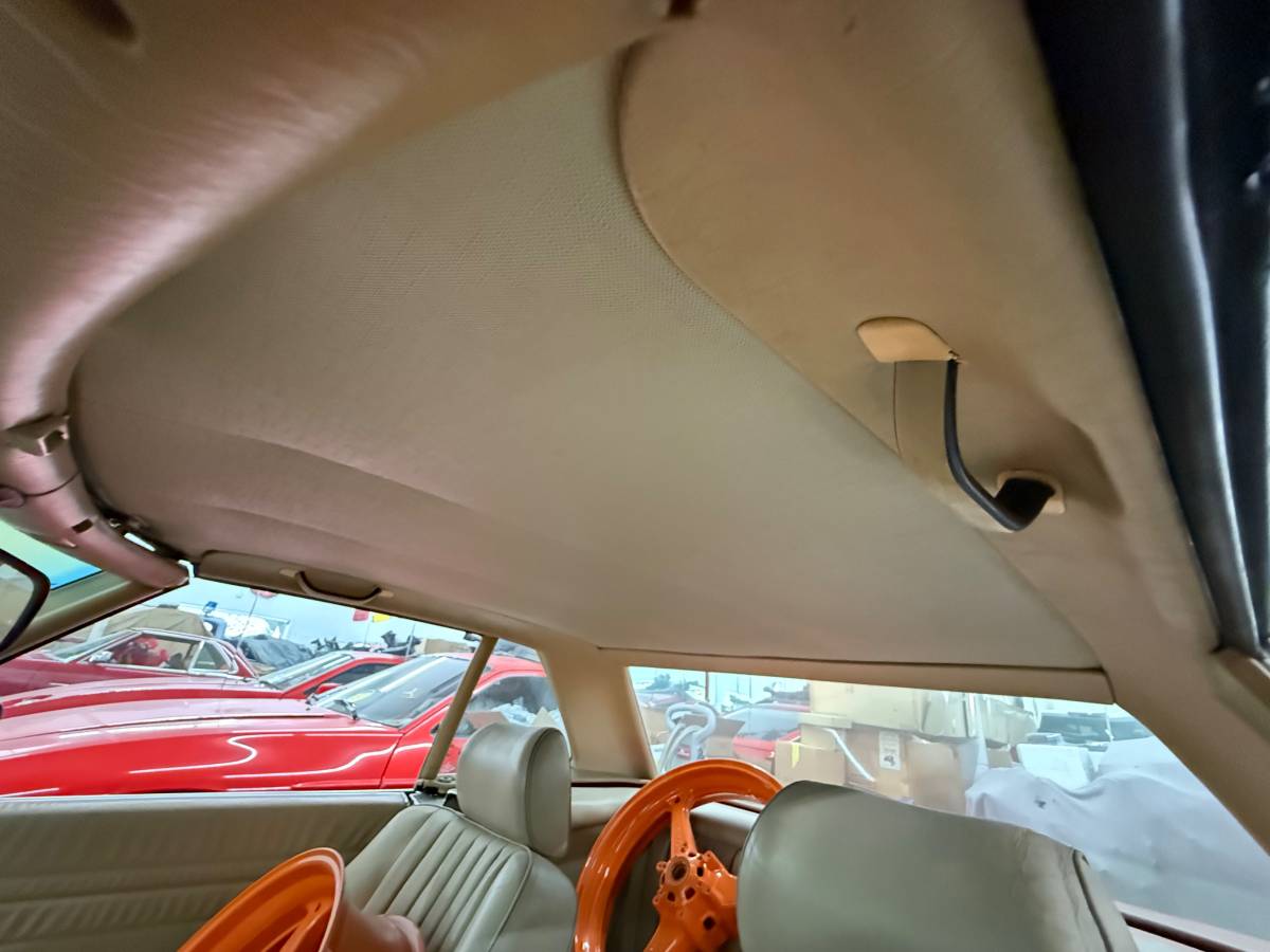 Mercedes-benz-560-sl-1988-red-5