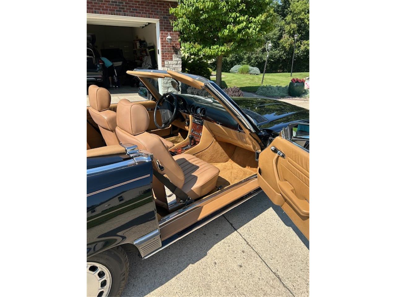 Mercedes-benz-560sl-1986-Black-Classic-Tan-6