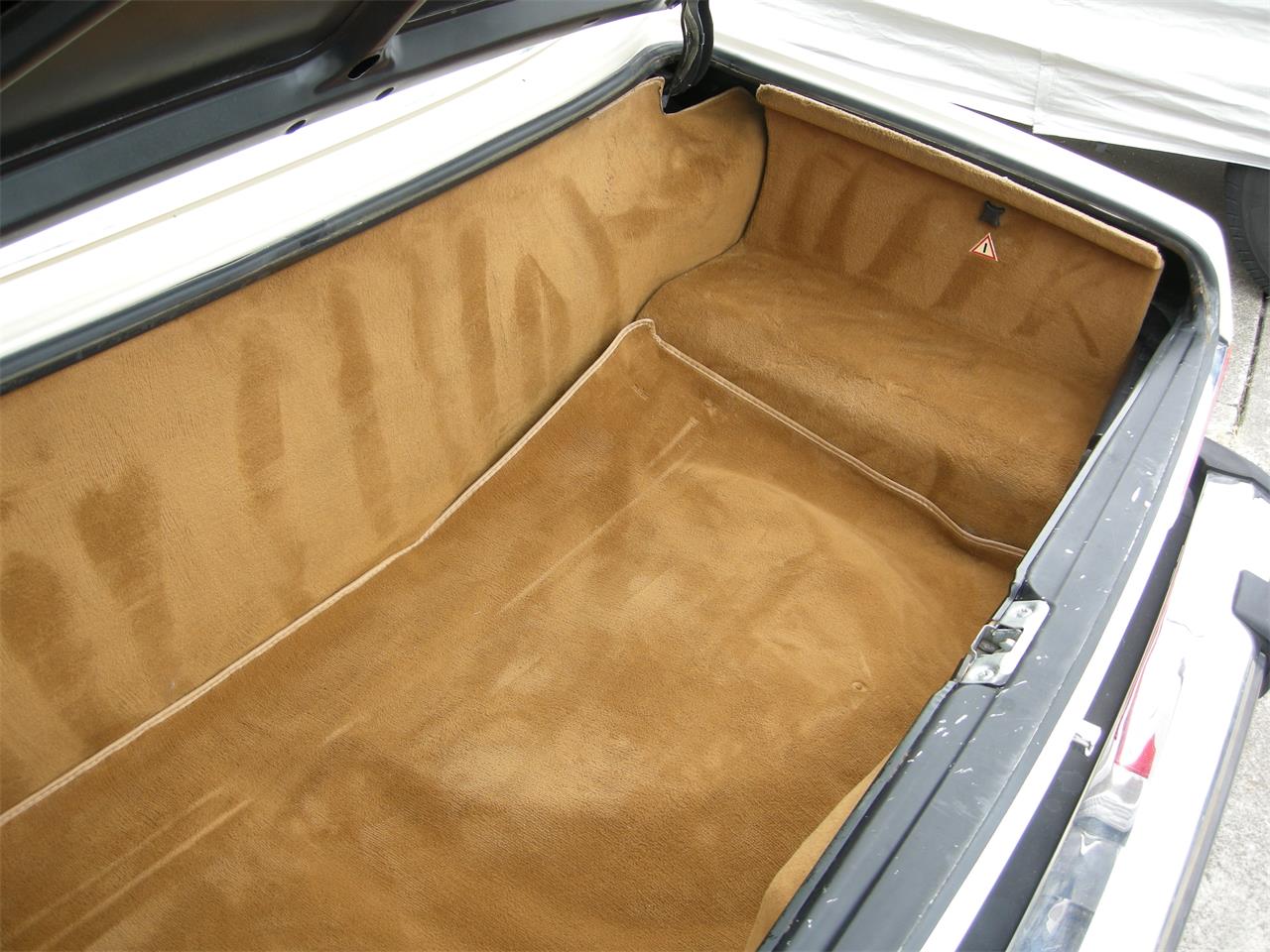 Mercedes-benz-560sl-1986-Light-Ivory-Palomino-10
