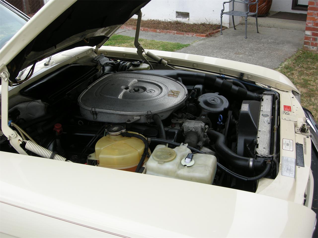Mercedes-benz-560sl-1986-Light-Ivory-Palomino-12