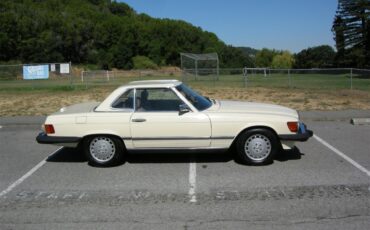 Mercedes-benz-560sl-1986-Light-Ivory-Palomino-13