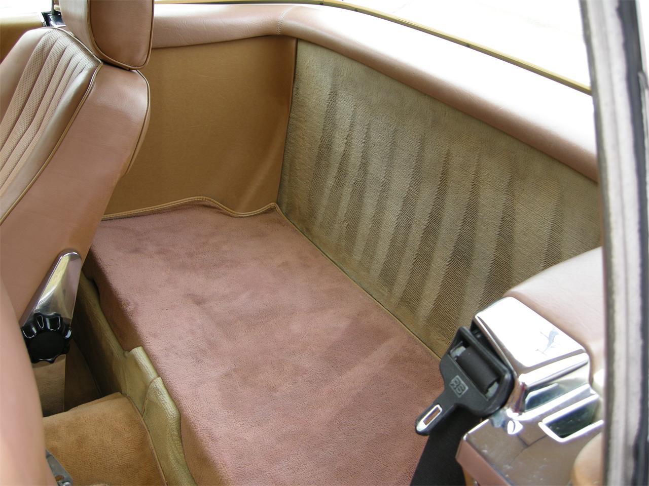 Mercedes-benz-560sl-1986-Light-Ivory-Palomino-3