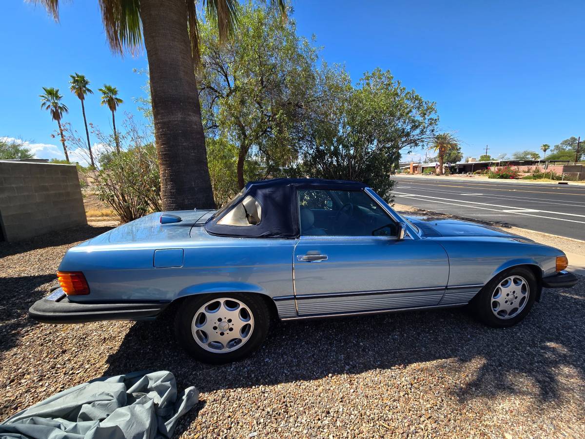 Mercedes-benz-560sl-1986-blue-1