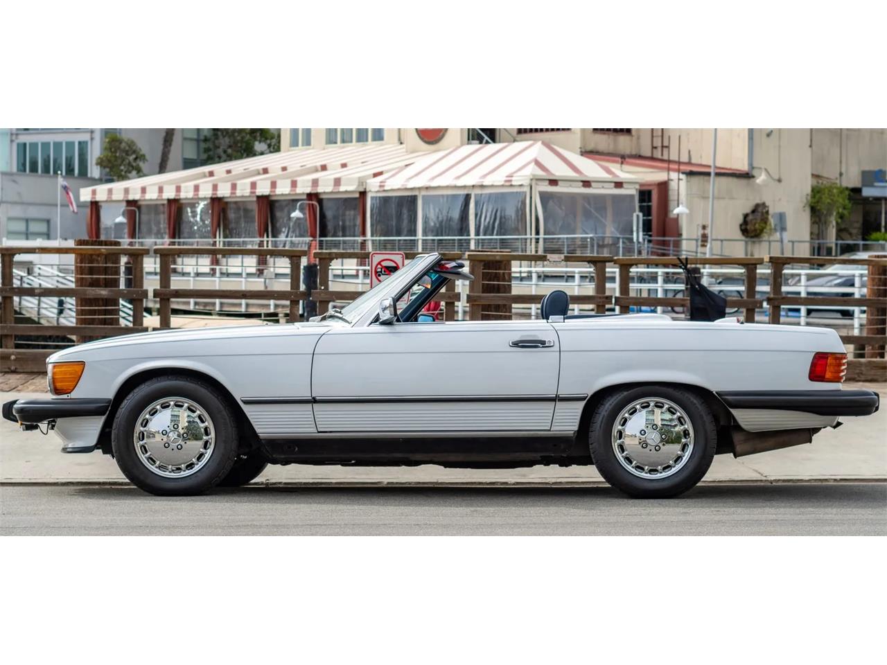 Mercedes-benz-560sl-1987-ARTIC-WHITE-BLUE-19