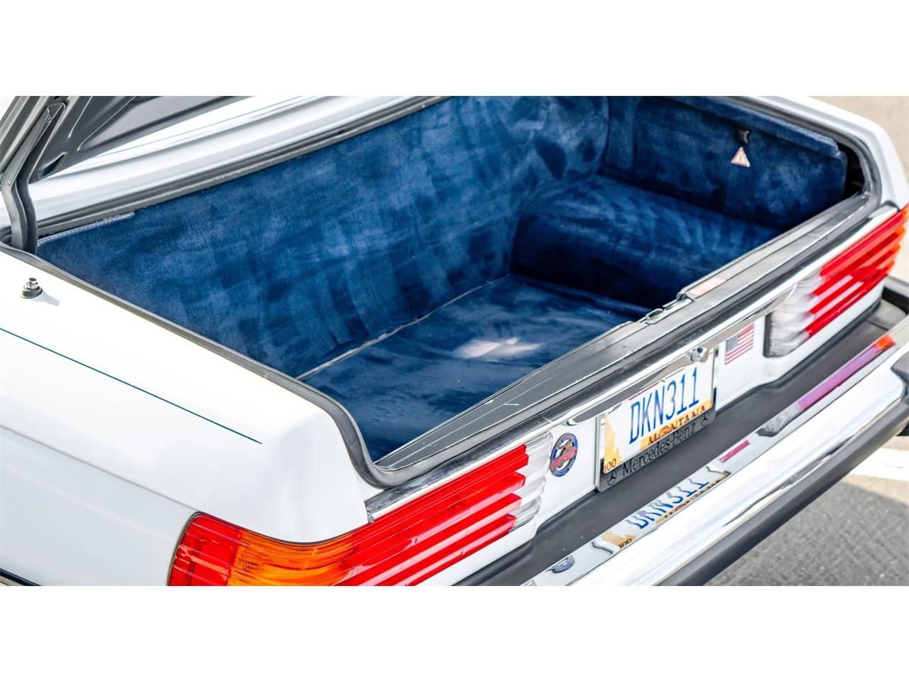 Mercedes-benz-560sl-1987-ARTIC-WHITE-BLUE-3