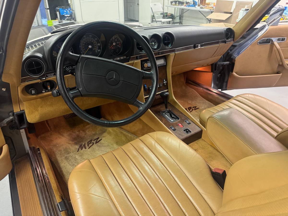Mercedes-benz-560sl-1988-grey-1