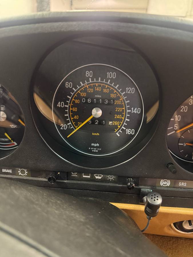 Mercedes-benz-560sl-1988-grey-10