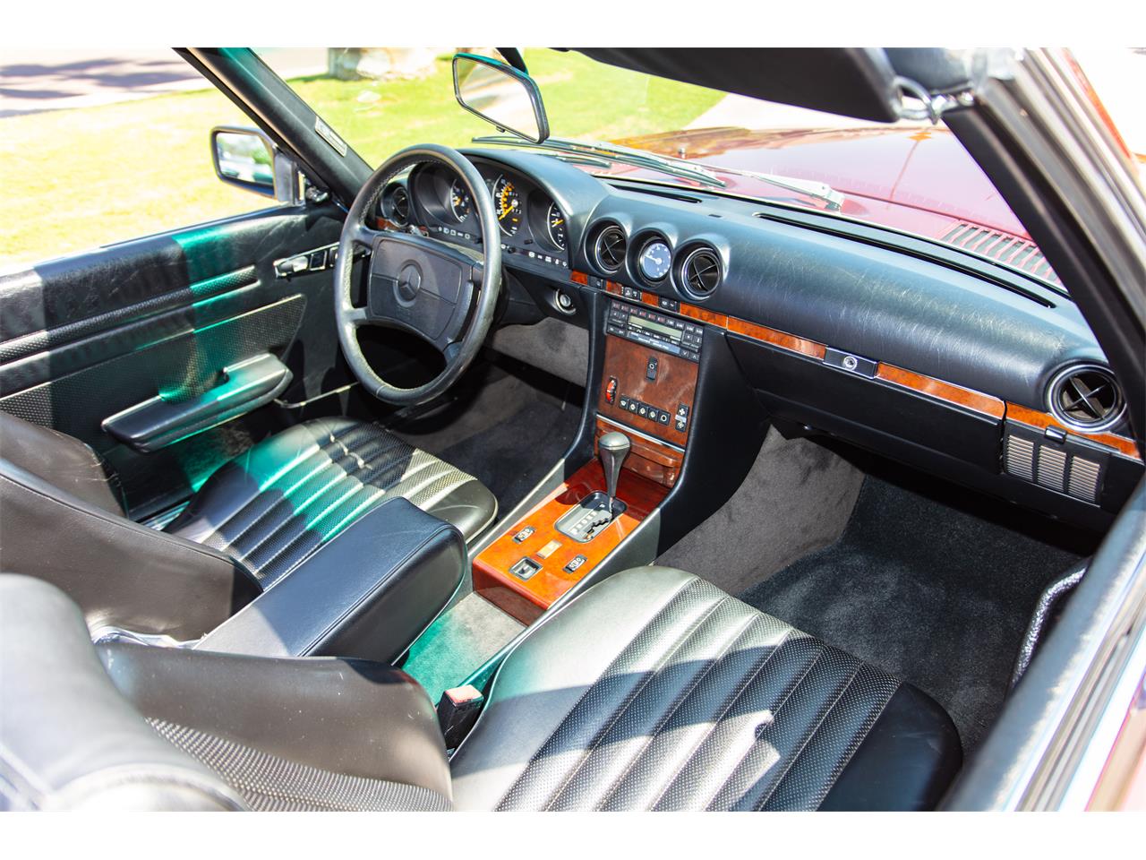 Mercedes-benz-560sl-1989-Red-Black-40