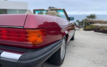 Mercedes-benz-560sl-1989-red-11