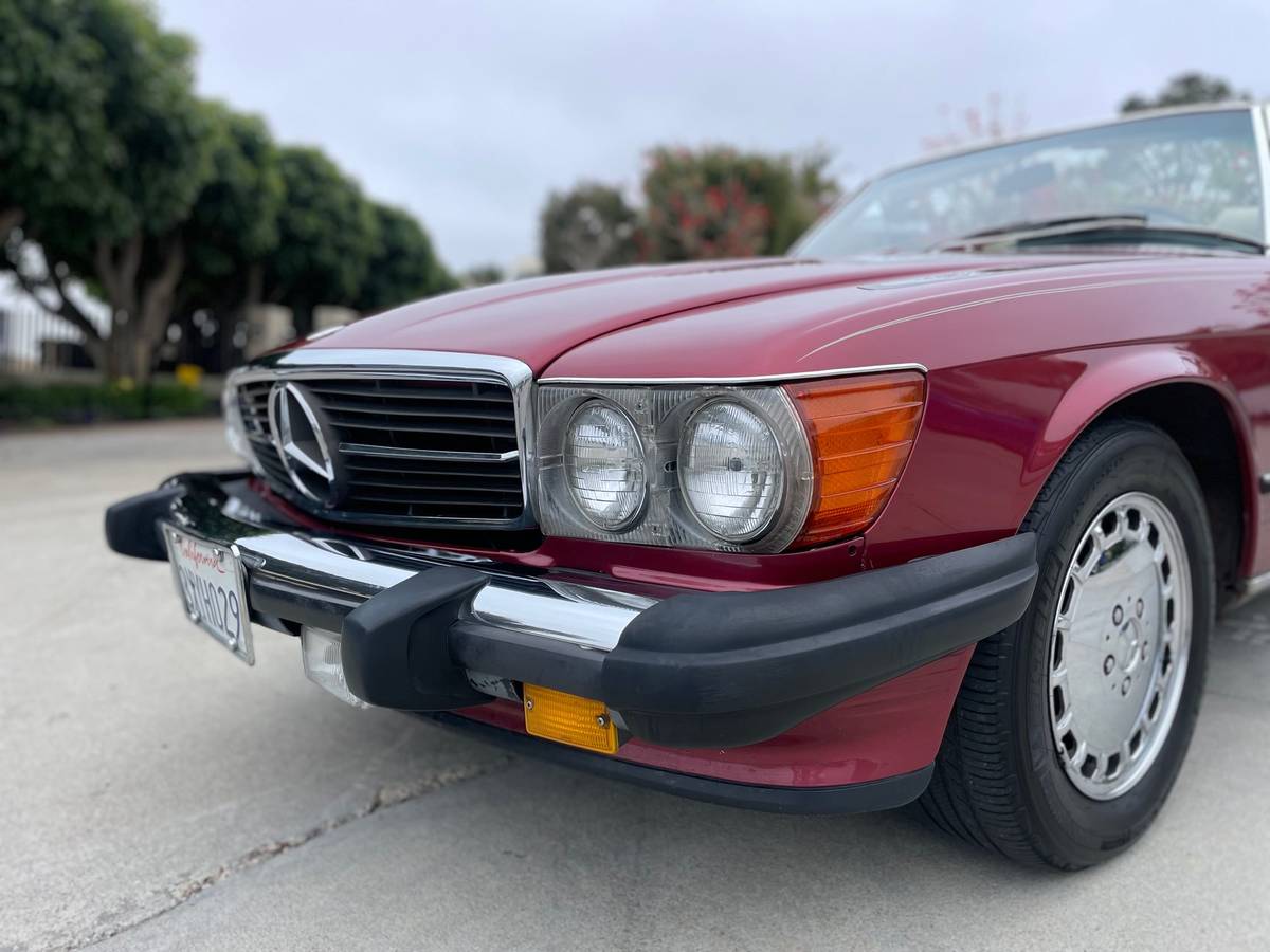 Mercedes-benz-560sl-1989-red-13