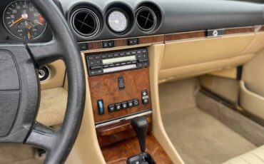 Mercedes-benz-560sl-1989-red-9