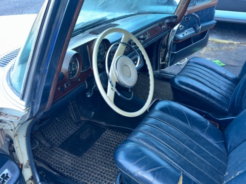 Mercedes-benz-600-1967-White-Blue-3