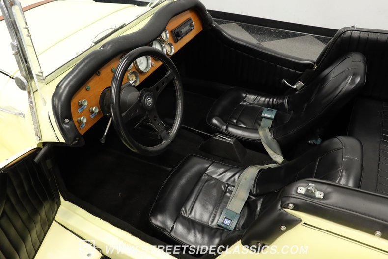 Mercedes-benz-Ssk-1929-Yellow-Black-1