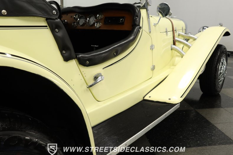 Mercedes-benz-Ssk-1929-Yellow-Black-2