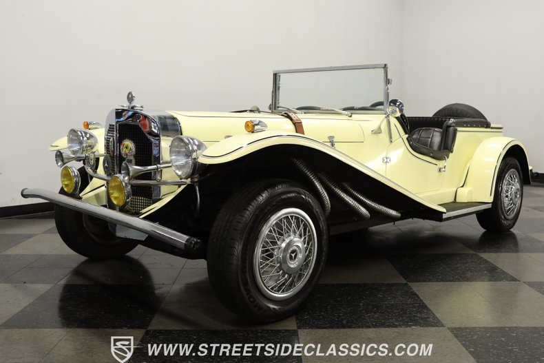 Mercedes-benz-Ssk-1929-Yellow-Black-23