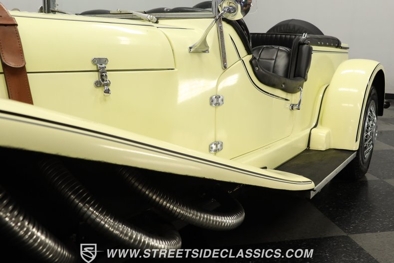 Mercedes-benz-Ssk-1929-Yellow-Black-24