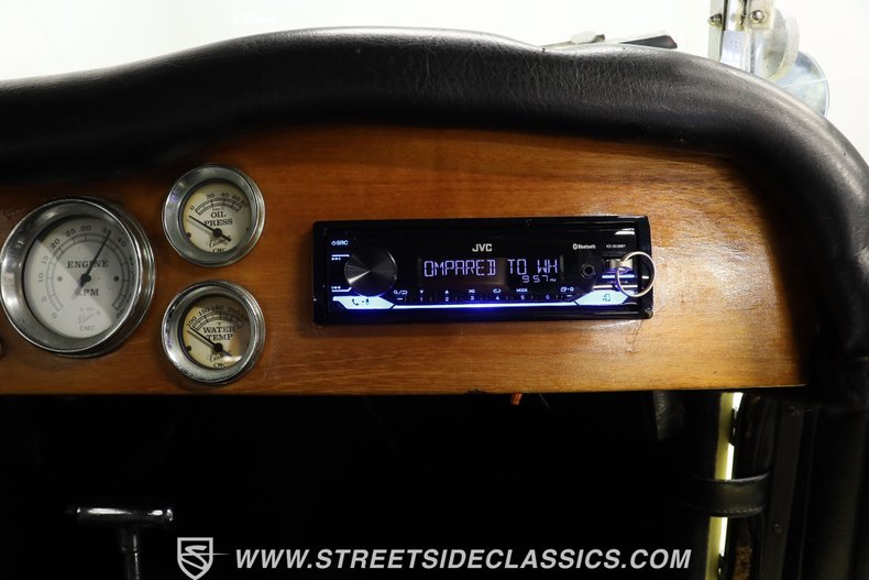 Mercedes-benz-Ssk-1929-Yellow-Black-45