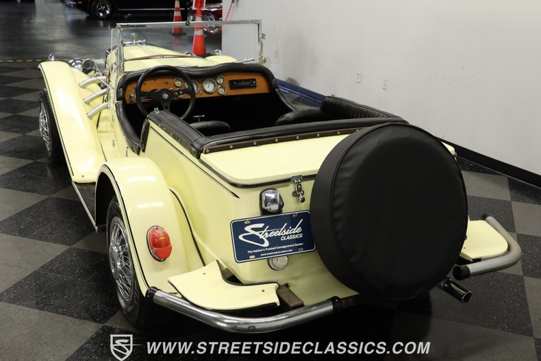 Mercedes-benz-Ssk-1929-Yellow-Black-6