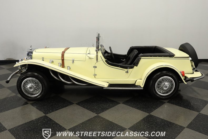 Mercedes-benz-Ssk-1929-Yellow-Black