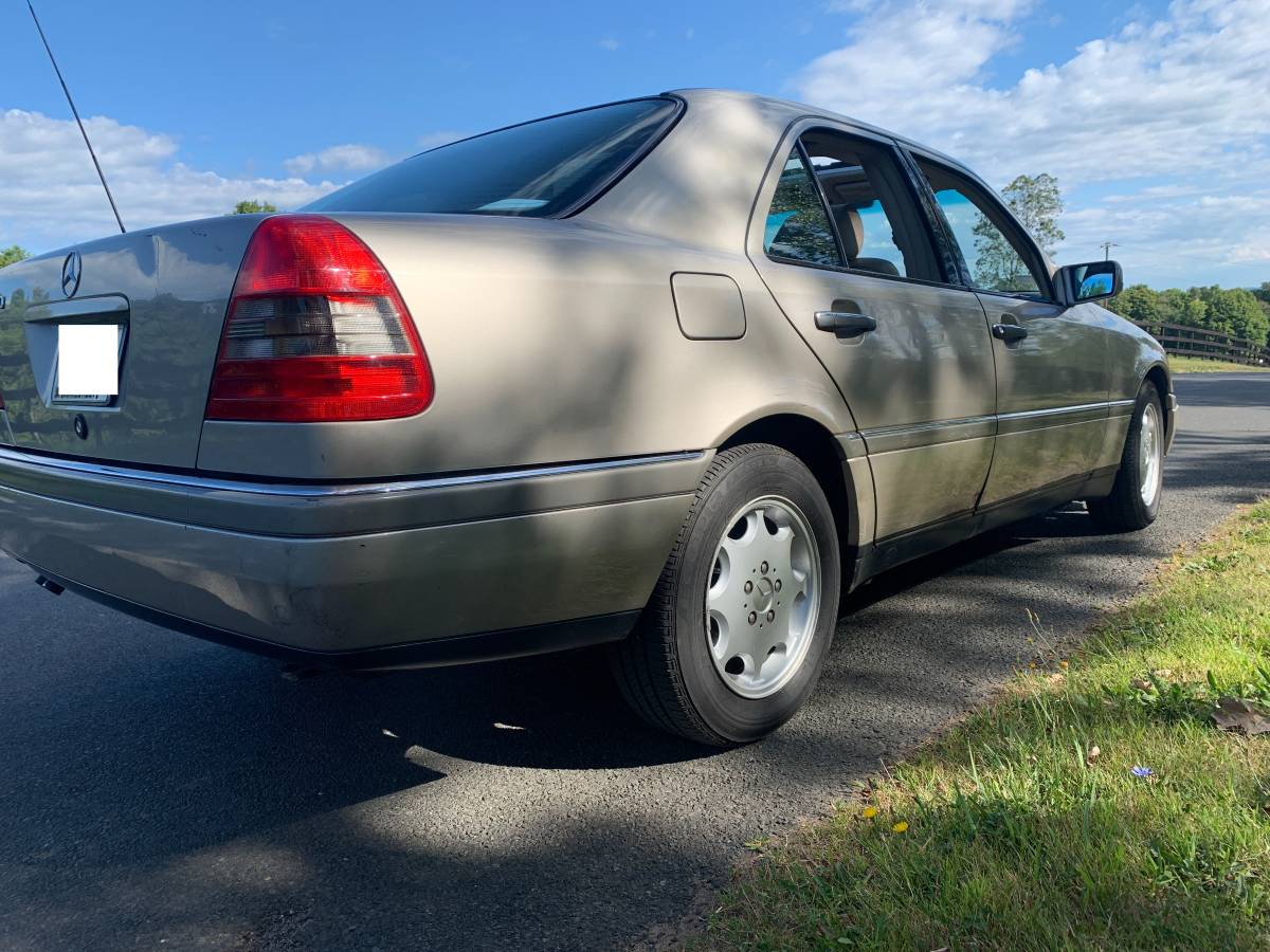 Mercedes-benz-c220-1995-22