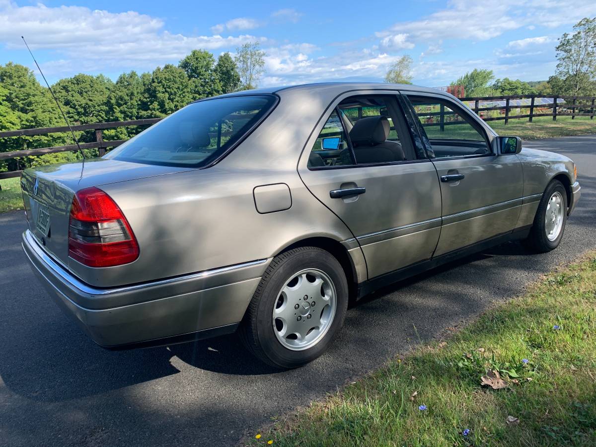 Mercedes-benz-c220-1995-7