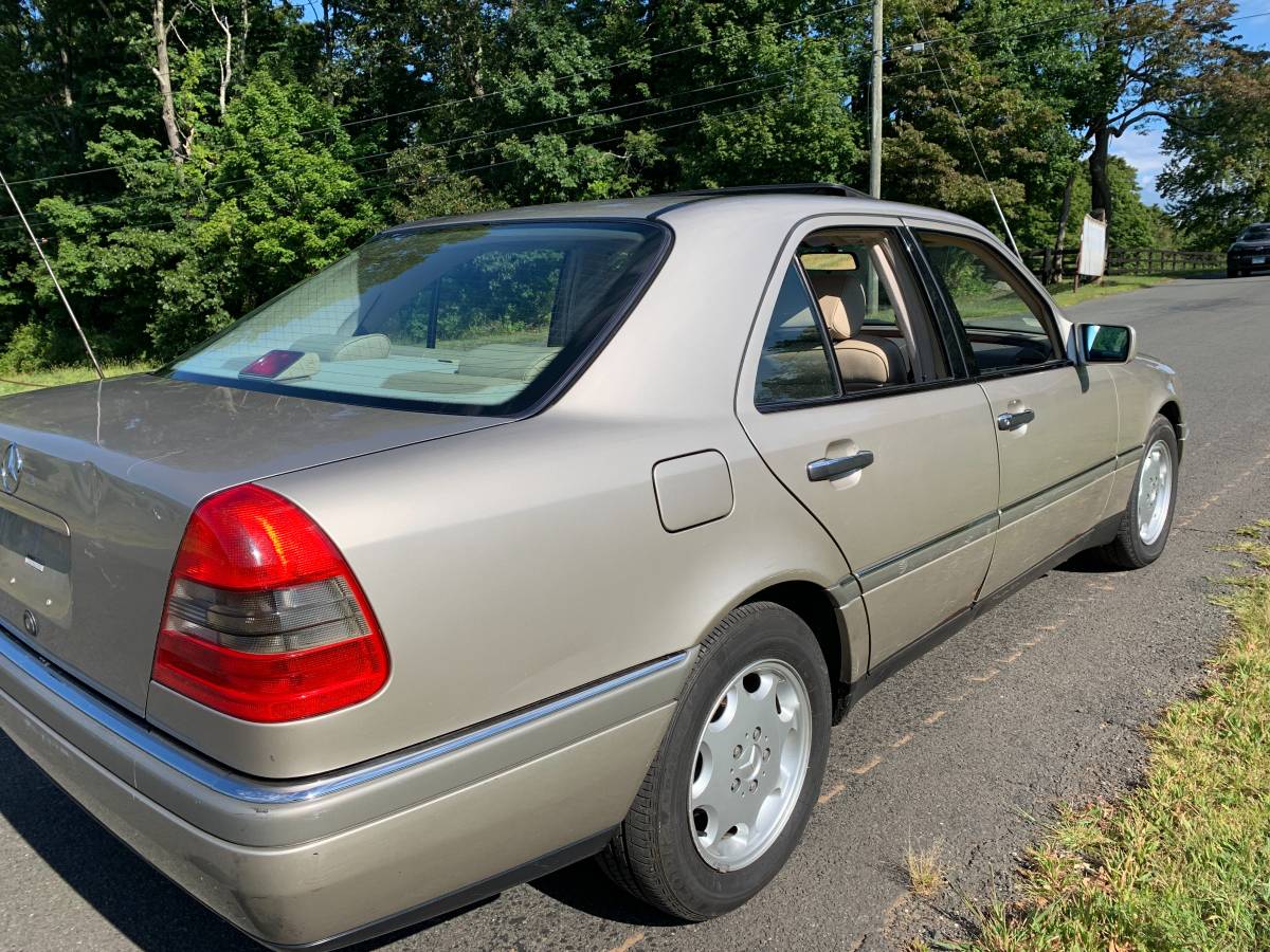Mercedes-benz-c220-1995-8
