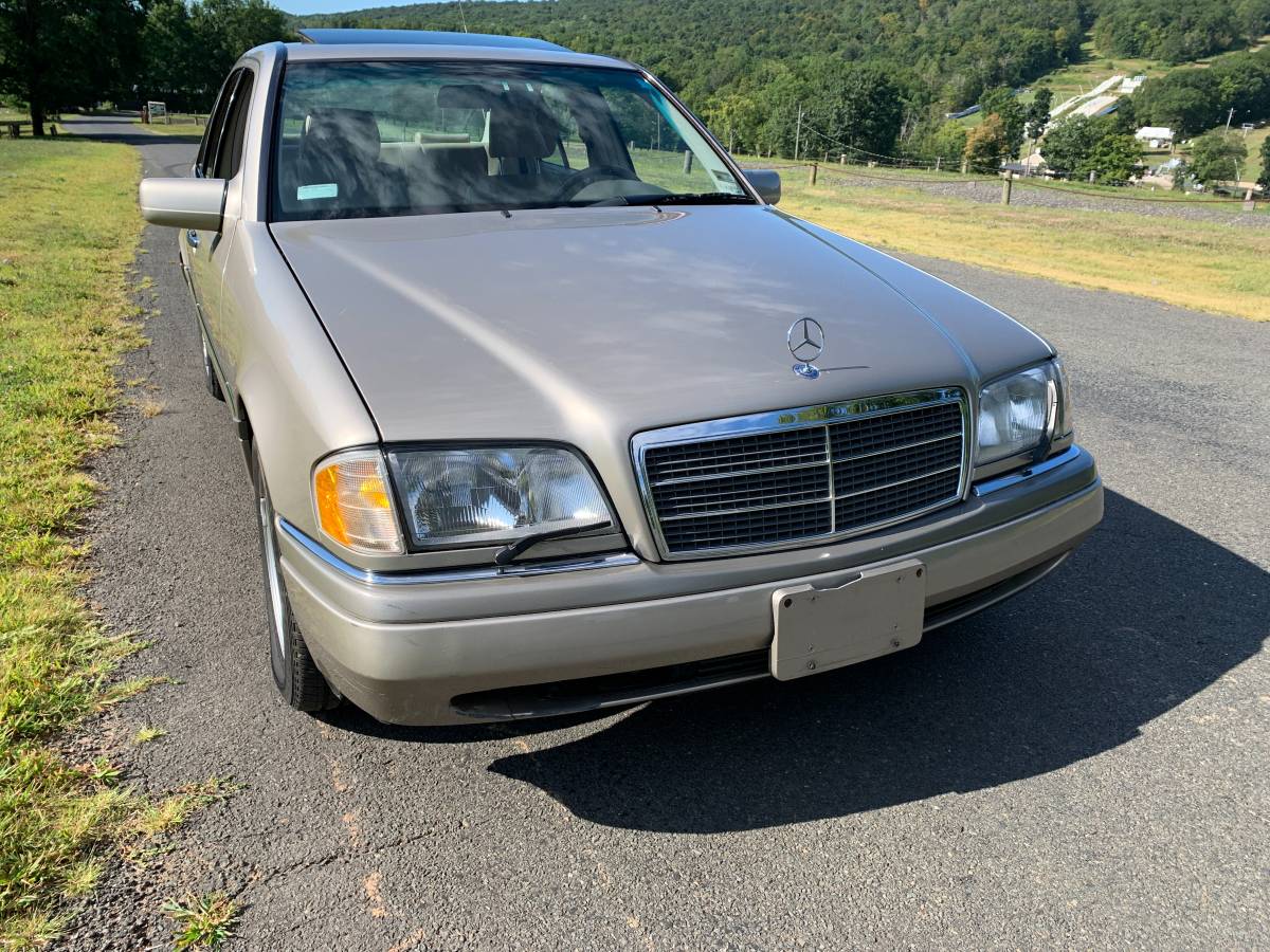 Mercedes-benz-c220-1995-9