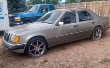Mercedes-benz-c300-1991