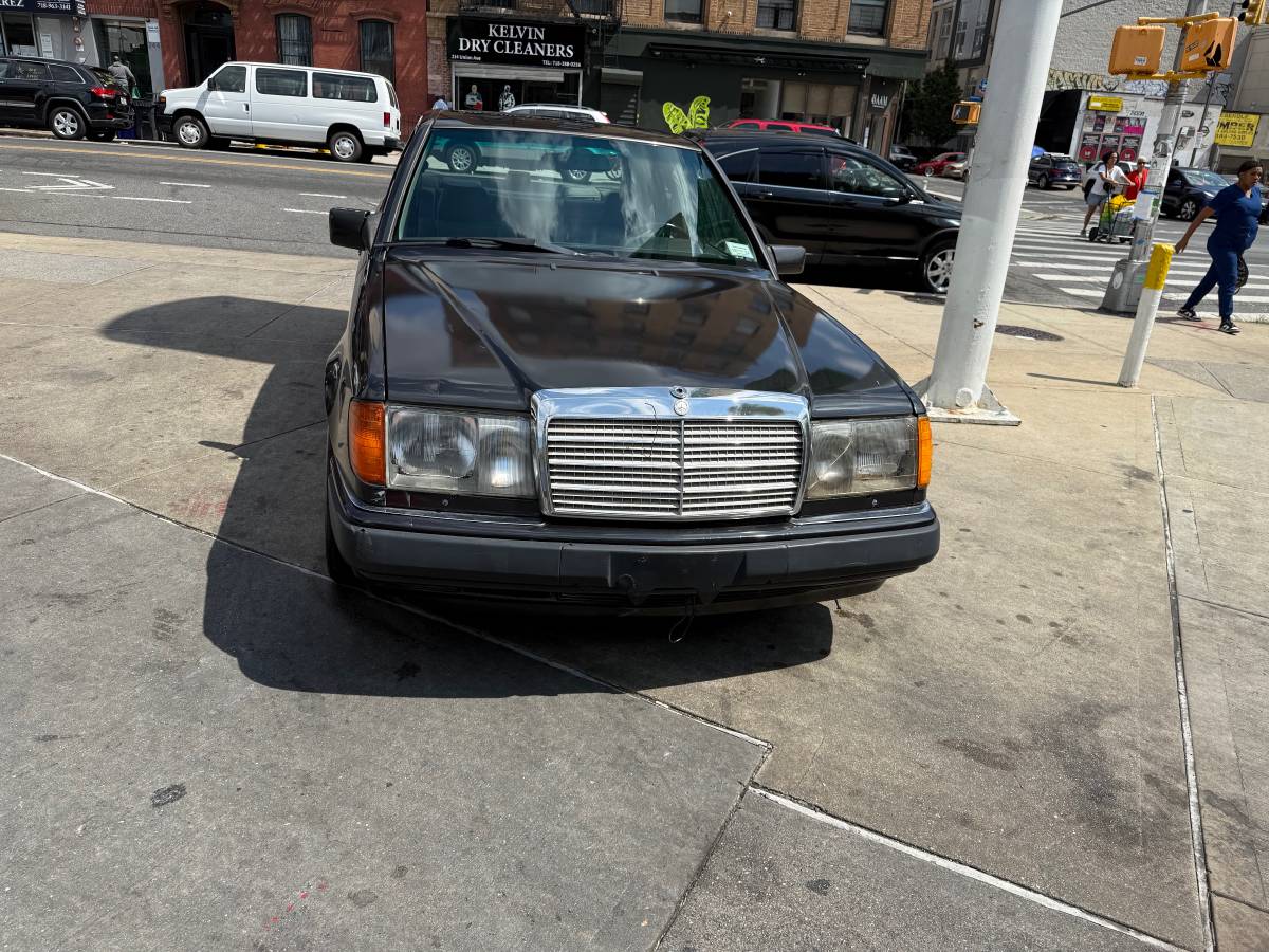Mercedes-benz-e-class-1992-2
