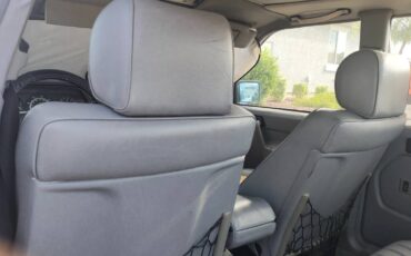 Mercedes-benz-e-class-1992-white-12