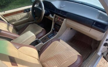 Mercedes-benz-e-class-1994-white-5