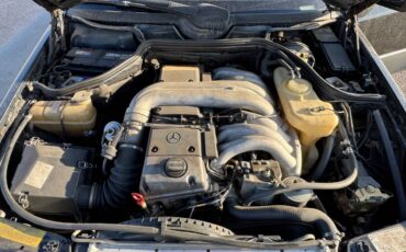Mercedes-benz-e300-diesel-1995-black-8