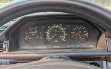 Mercedes-benz-e320-1994-silver-4