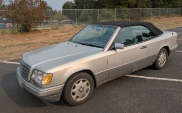 Mercedes-benz-e320-1994-silver-9