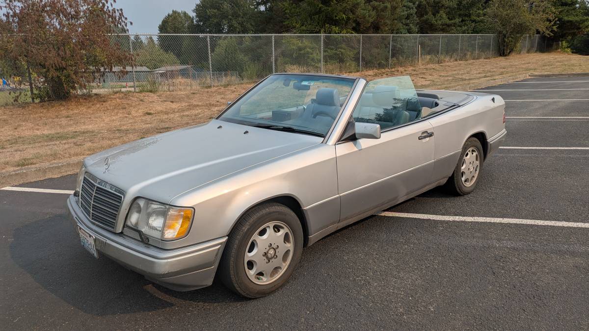 Mercedes-benz-e320-1994-silver