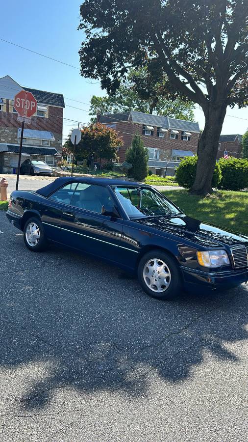Mercedes-benz-e320-1995-3