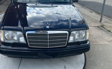 Mercedes-benz-e320-1995-6